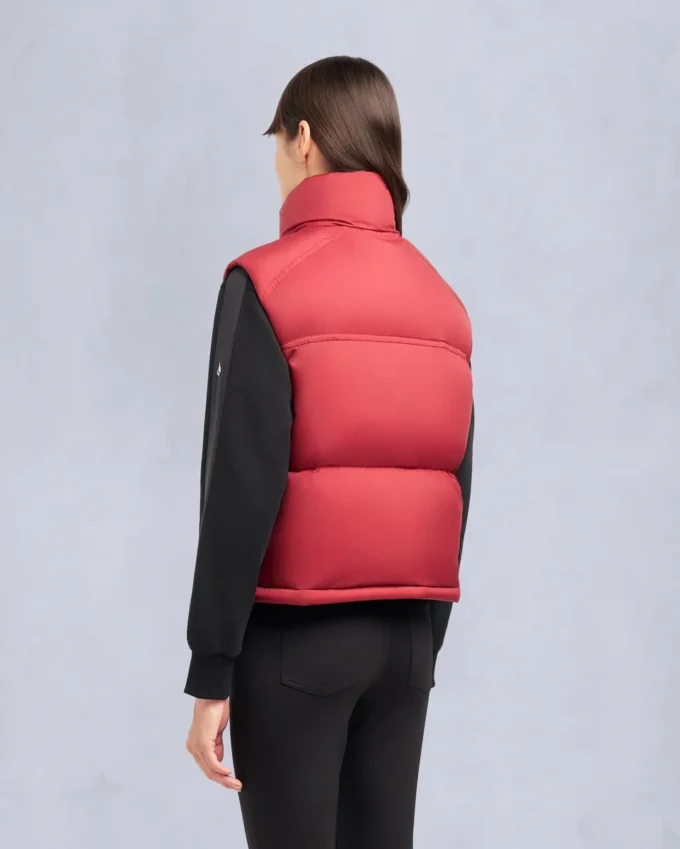 Akai Puffer Vest