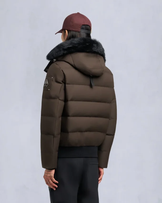 Bomberjacka med shearlingkant