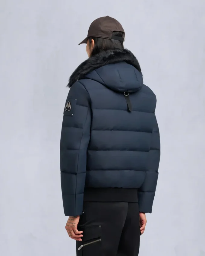 Bomberjacka med shearlingkant