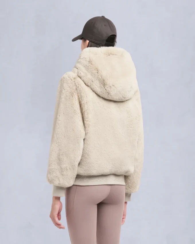 Mealy vändbar kanin