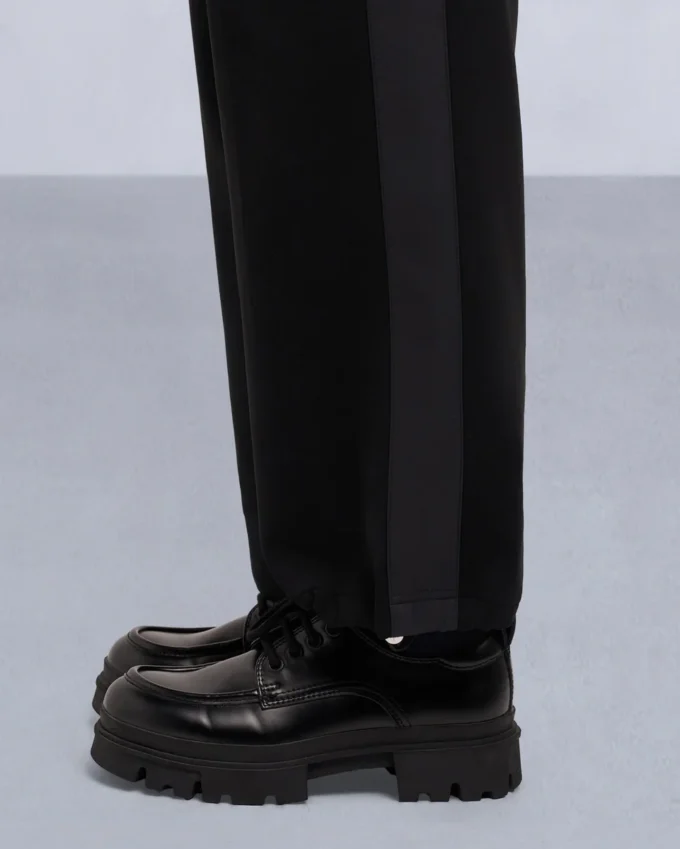 Mix Media-byxor med vida ben Mix Media-byxor med vida ben